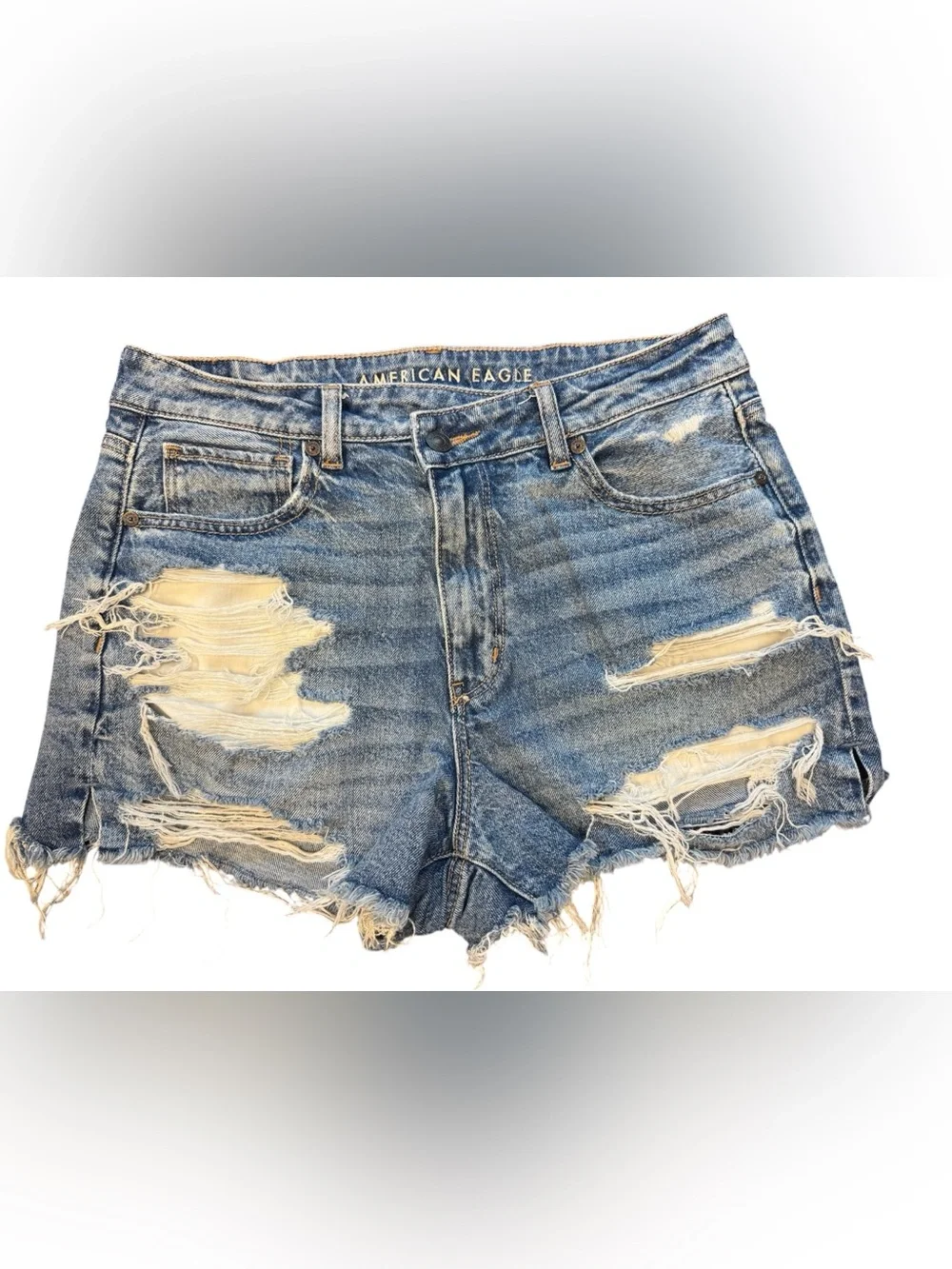 Y2K American Eagle Mom Shorts Size 10- Distressed Light Wash-Frayed Hem GUC